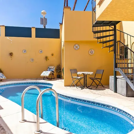 Apartment Stunning Townhouse W Pool By Costarentals - Ref 11 *