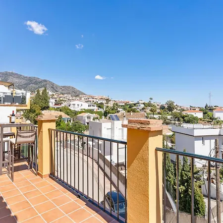 Stunning Townhouse W Pool By Costarentals - Ref 11 Apartment