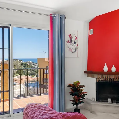 Apartment Stunning Townhouse W Pool By Costarentals - Ref 11 *
